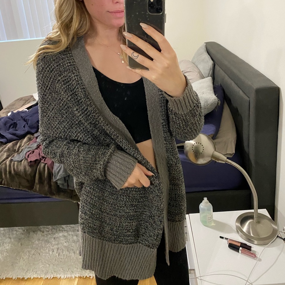 ⚡️ URBAN OUTFITTERS Cozy Cardigan